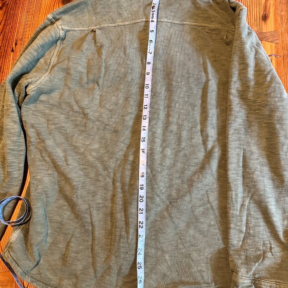J Crew Knit Goods hybrid button down Size L in Olive Green - Picture 8 of 9